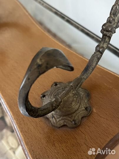 Вешалка настенная дерево бронза 40 см. Испания