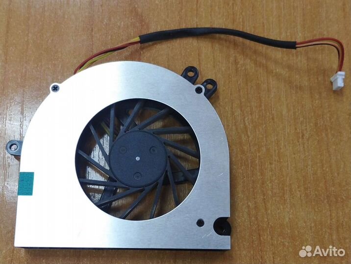 Вентилятор системы охлаждения для ноутбука