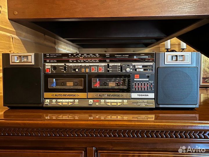 Кассетный магнитофон toshiba vintage
