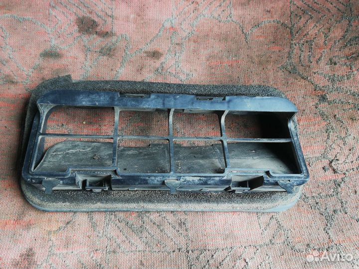 Решётка вентиляционная боковая Хонда CR-V 1