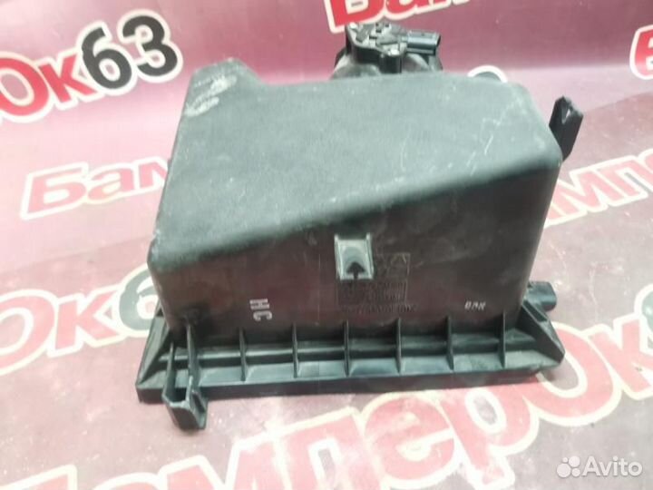 Корпус воздушного фильтра Toyota RAV4 A30 2006 (б