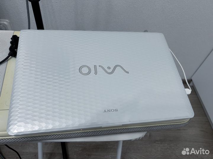 Ноутбук sony vaio 71812v