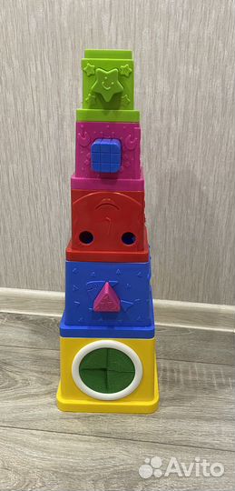 Развивающие игрушки для малышей