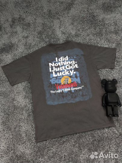 Футболка Vetements Lucky