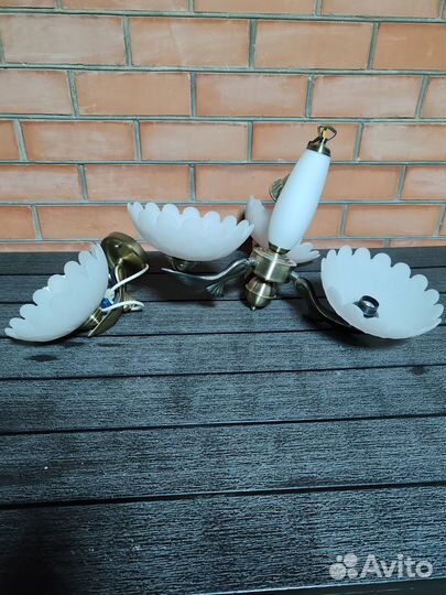 Люстра и бра комплект