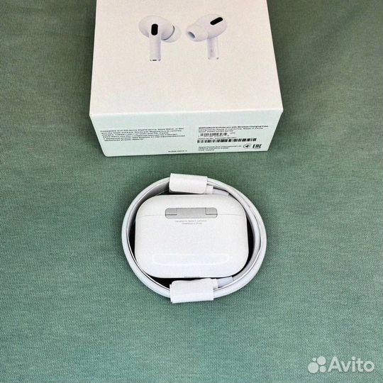 AirPods Pro 2: Слушайте, как никогда