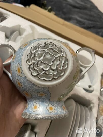 Чайный сервиз на 6 персон новый в коробке