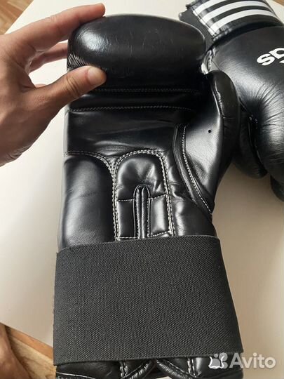 Боксерские перчатки Adidas Performer New