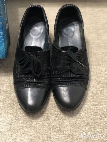 Продаю ботинки р 36