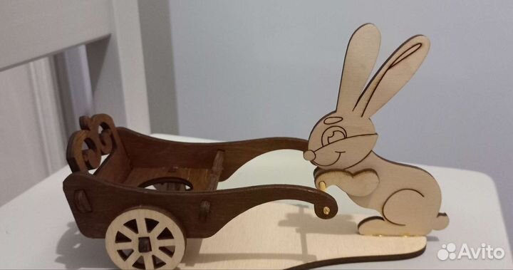 Деревянная коробка для подарка