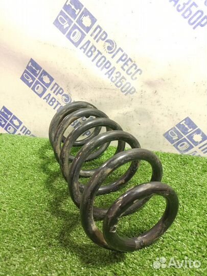 Пружина подвески передняя левая Audi A4 B6 седан