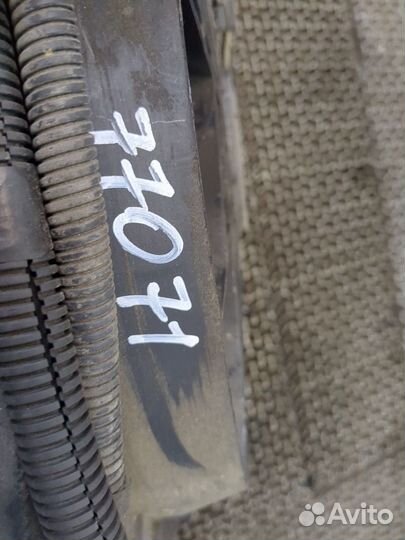 Вентилятор радиатора Volvo S80, 2005