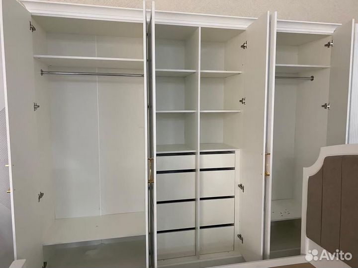 Спальный гарнитур Адель