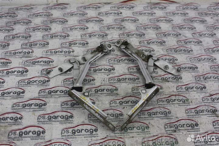 Петли крышки багажника комплект Opel Astra H