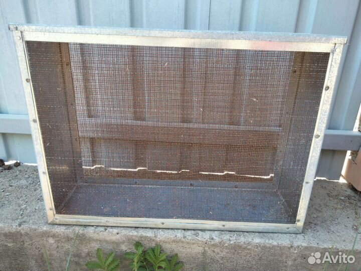 Изолятор для пчёл