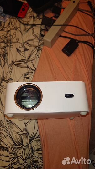 Проектор Wanbo x1 pro не рабочий