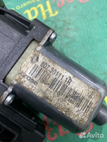 Моторчик стеклоподъемника передний правый Renault