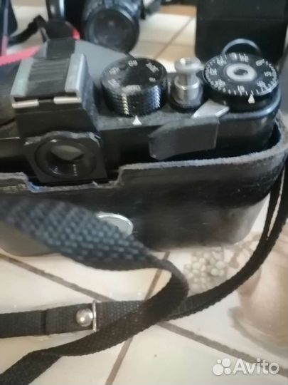 Пленочный фотоаппарат зенит