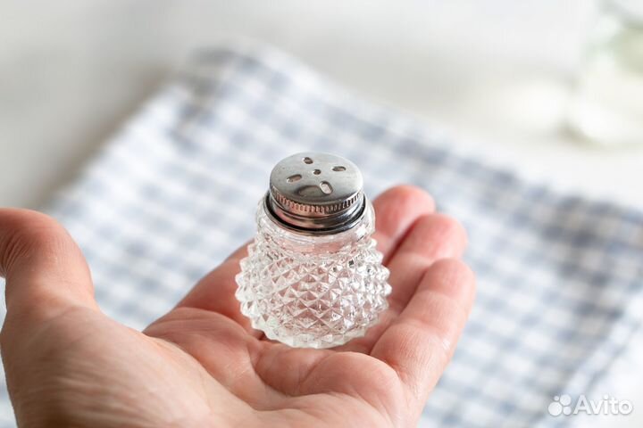 Маленькая солонка