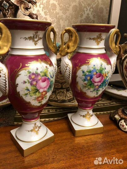 Старинные вазы