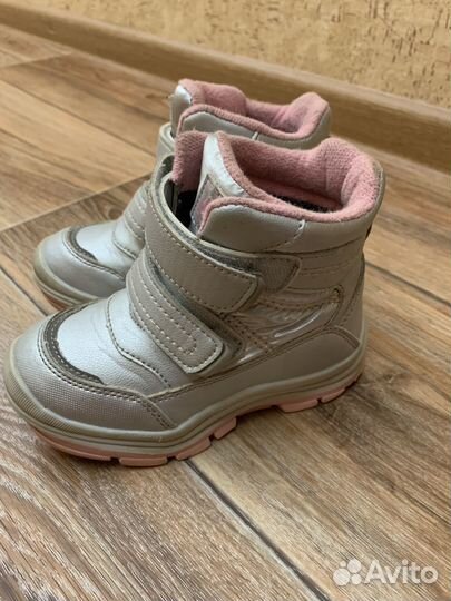 Ботинки демисезонные для девочки 26 размер