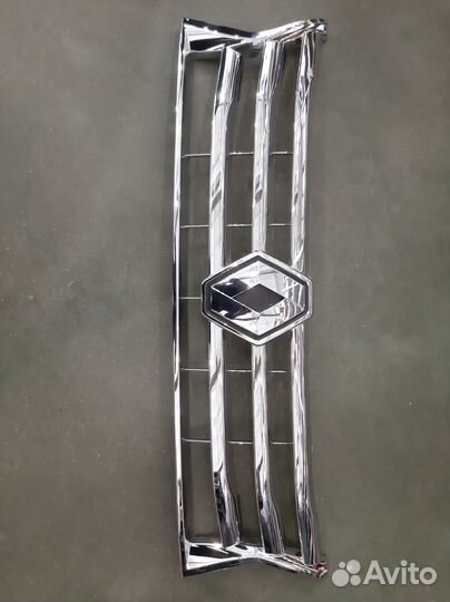 Решетка радиатора duster