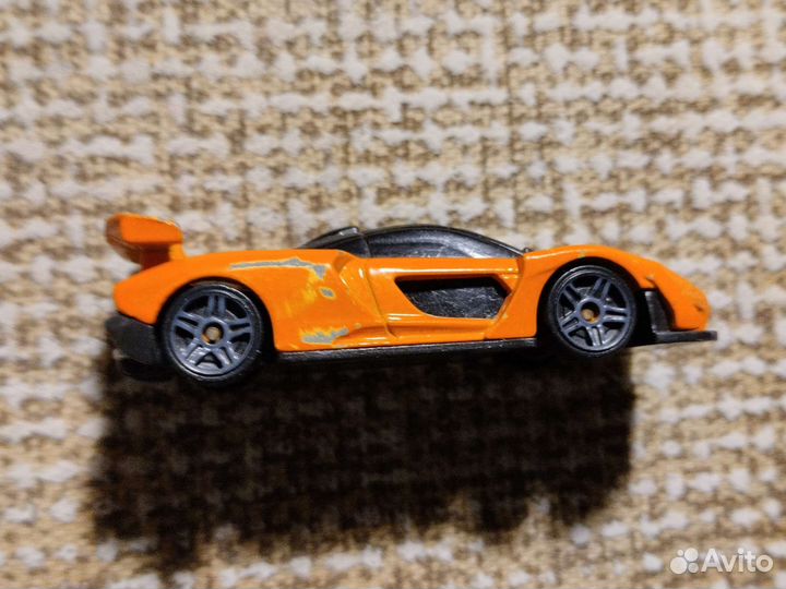 Машинка McLaren senna 2018 г. От компании хотвилс