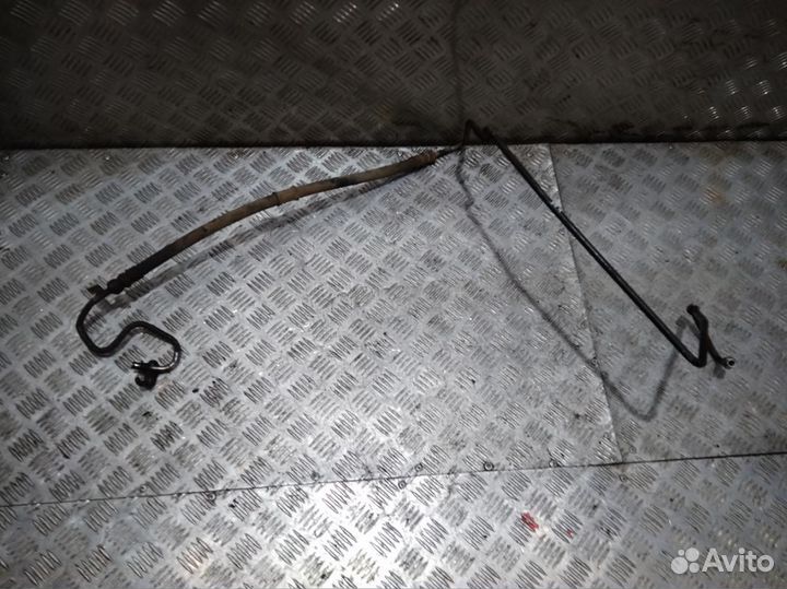 Трубка гура Focus 1 (98-04) 1.8 (подача) б\у (арт. 1132672)