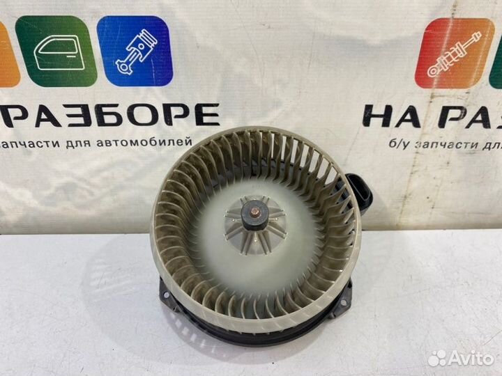 Мотор отопителя (печки) Toyota Tundra