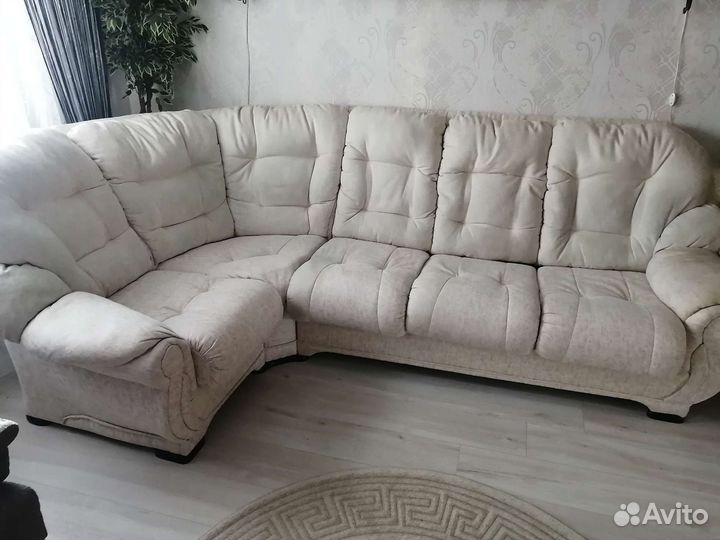 Угловой диван