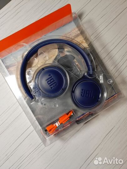 Беспроводные наушники jbl tune 500bt