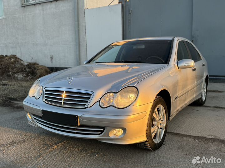 В полном разборе w203 c180