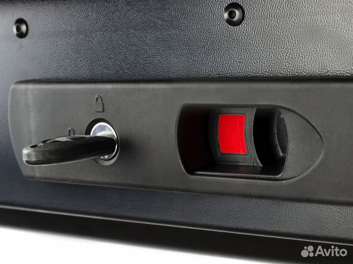 Автобокс Broomer Venture LS черный 213х89х36 450 л