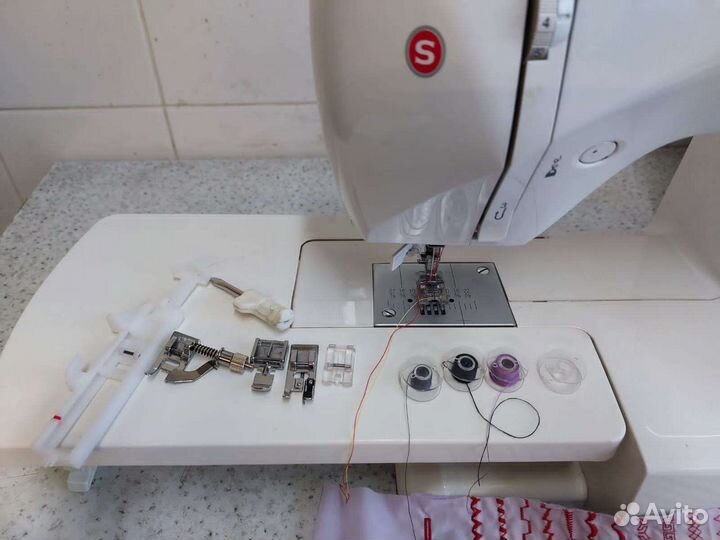 Швейная машина Singer starlet 6699