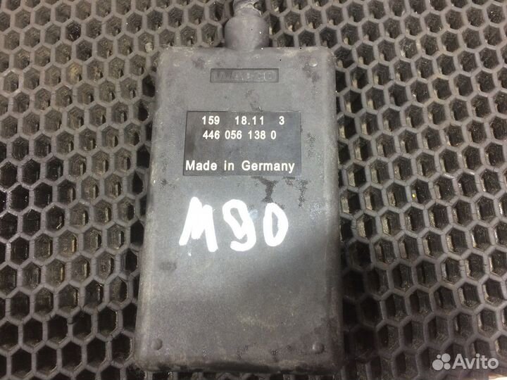 Пульт управления пневмоподвеской