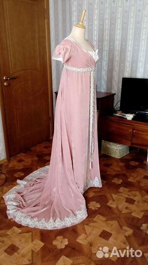 Платье в стиле ампир, историческое