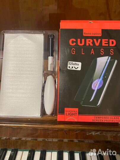 Защитное стекло