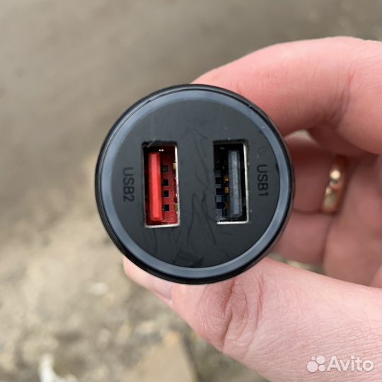 Зарядка в прикуриватель