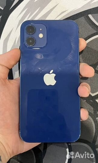 iPhone 12, 64 ГБ