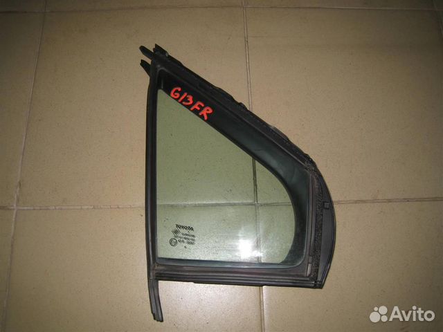 Стекло (форточка) переднее правое Toyota Yaris P1