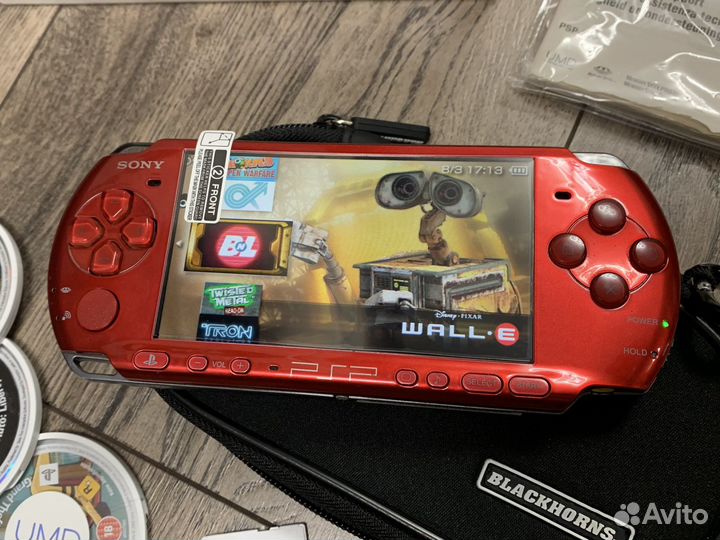 Sony PSP 3006 Radiant Red 64gb 7500 игр (комплект)