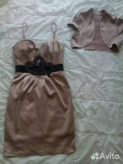 Платье праздничное