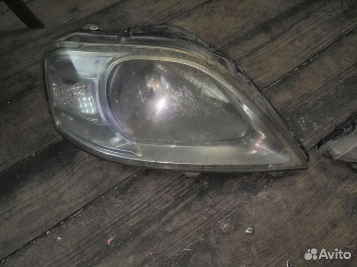 Фары на renault logan 1 первый рестайлинг2009-2015
