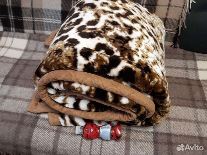 Покрывало двухслойное 200/225см