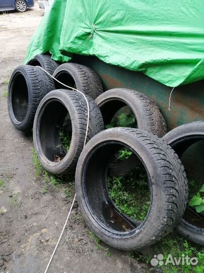 Nokian Tyres Hakkapeliitta 4 275/40 R20
