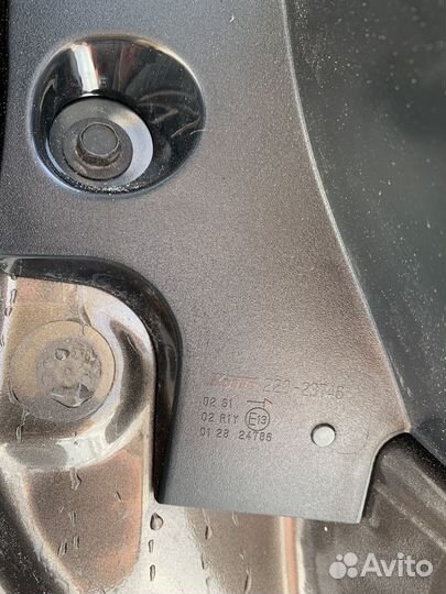 Задний фонарь Nissan x-trail