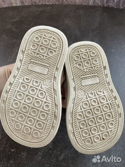 Сандалии для девочки