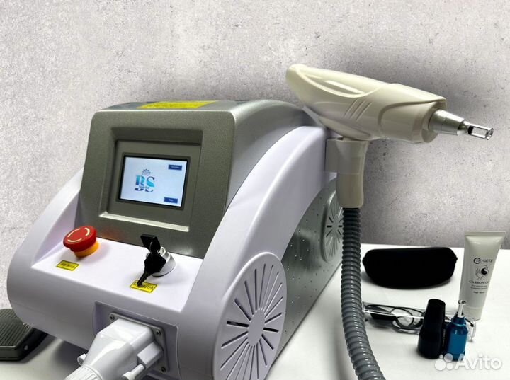 Косметологический аппарат для карбонового пилинга