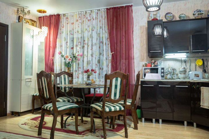 Дом 77 м² на участке 2 сот.