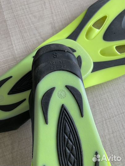 Продаю детские ласты (28-30)